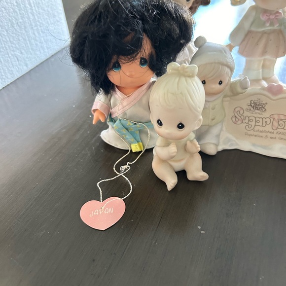 Precious Moments💕 - Picture 2 of 4